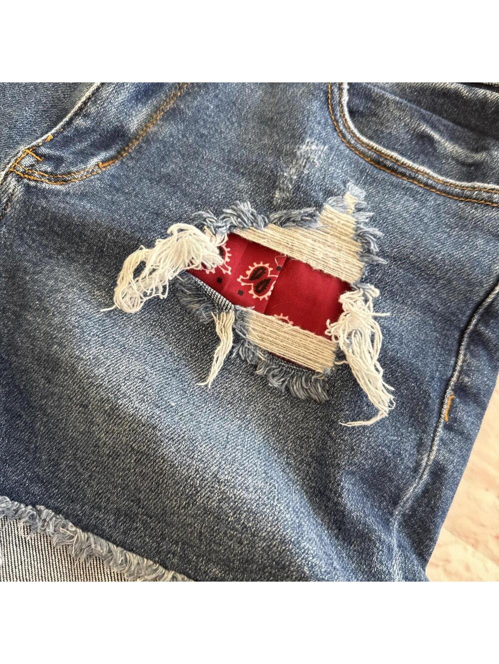 Judy Blue Cut Off Denim Jean Shorts Red Bandana Pockets L Large NWOT jb150162 - Picture 2 of 8